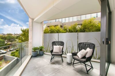 tole perforee motifs