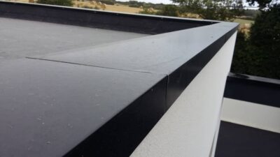 Tout ce qu'il y a à savoir sur les couvertines se trouve dans cet article.