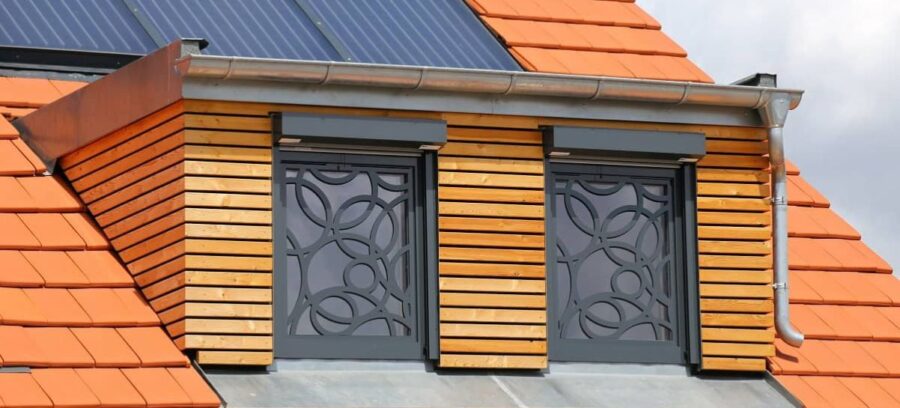 La grille de défense en tôle vous permet de sécuriser vos fenêtres avec style.