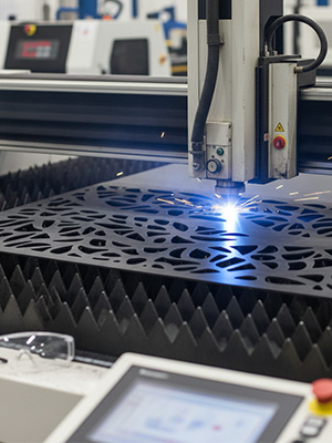 Découpe laser de tôle haute précision