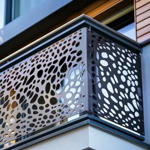 Garde-corps en tôle